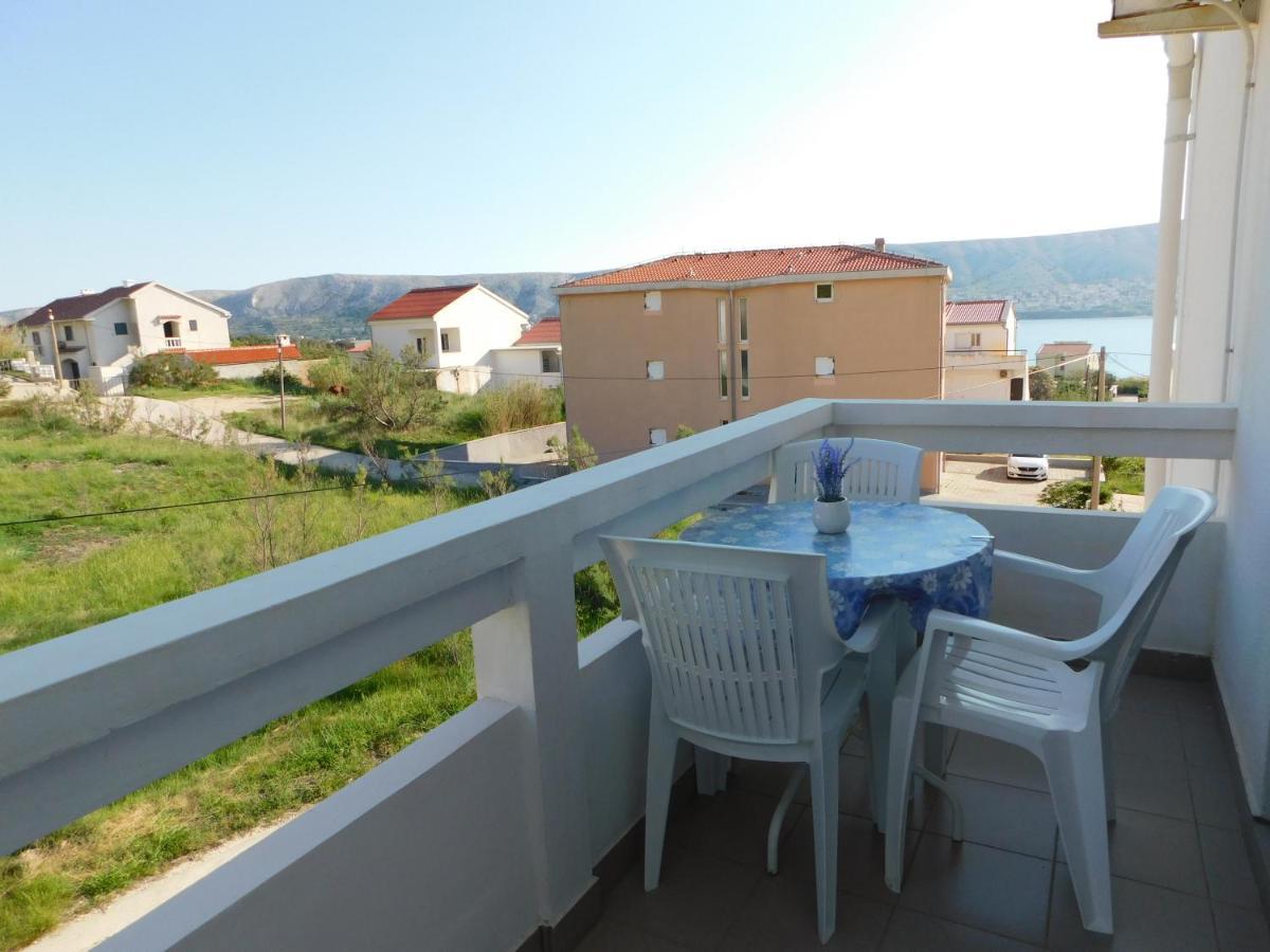 Apartmani Salus Паг Экстерьер фото